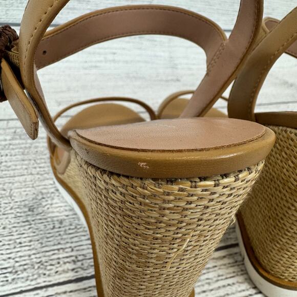 Linea Paolo Women's Tan Buckle Wedged Sandals Size 9 - Picture 5 of 10